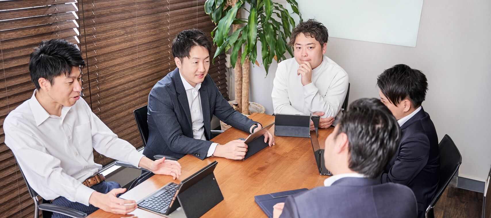 会社案内ページのヘッダー画像